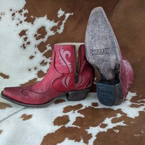 Women's Corral cowboy boots